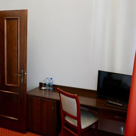 Staromiejski Piwowar Hotel Legnica Luaran gambar