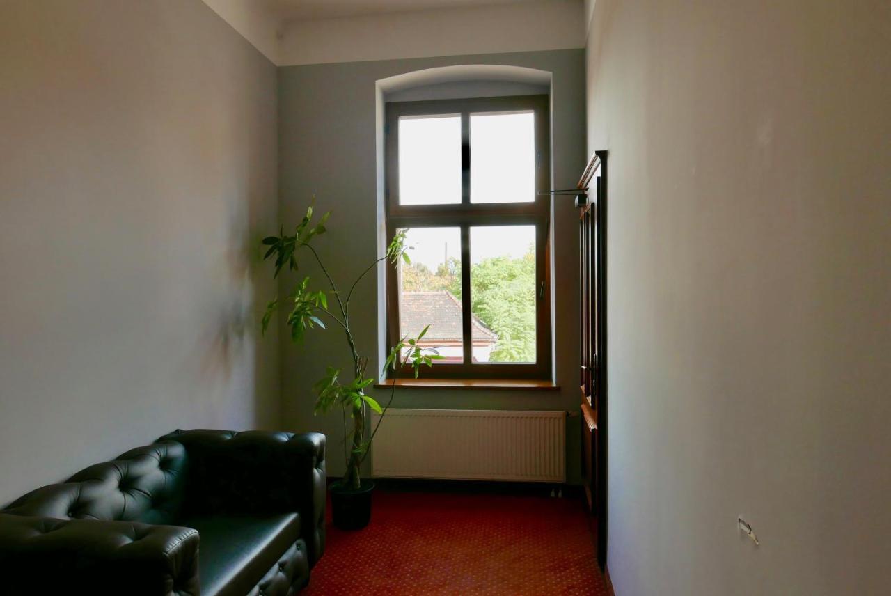 Staromiejski Piwowar Hotel Legnica Luaran gambar