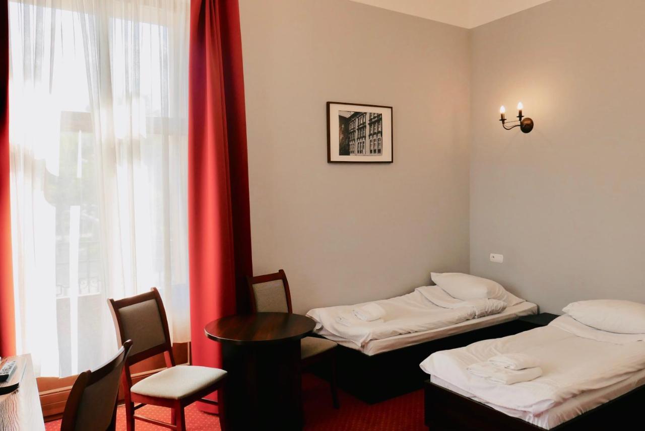 Staromiejski Piwowar Hotel Legnica Luaran gambar