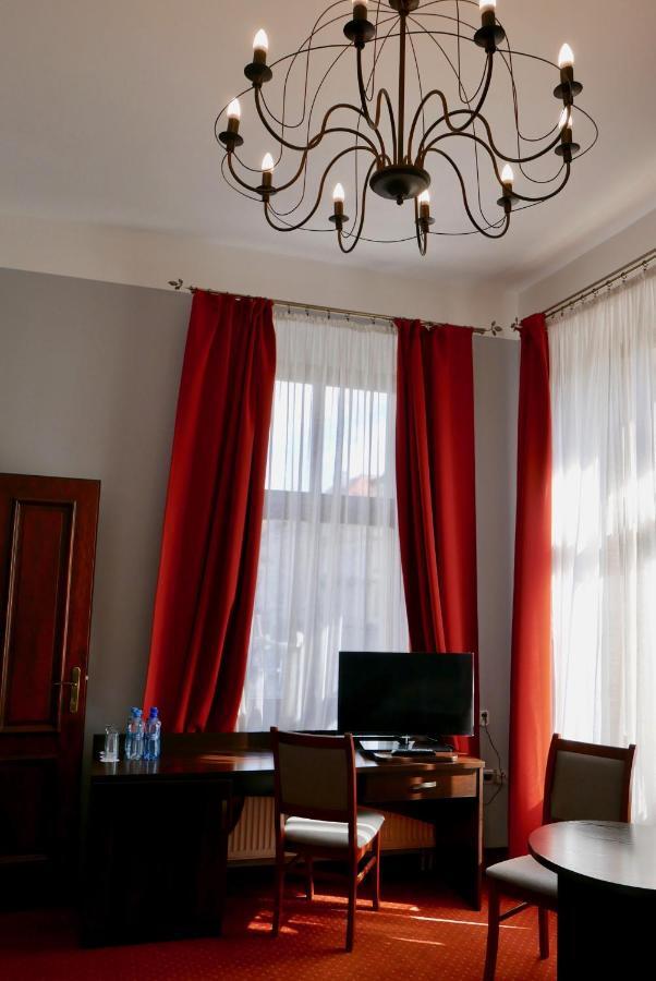 Staromiejski Piwowar Hotel Legnica Luaran gambar